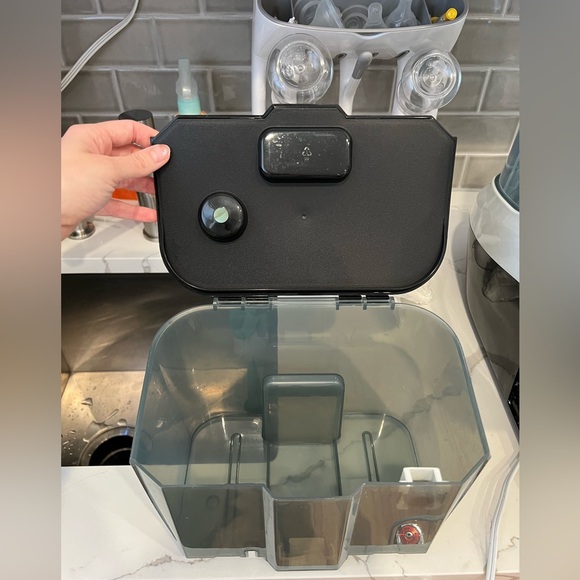 BabyBrezza Bottle Washer Pro: All In One Washer, Sterilizer, Dryer - Picture 10 of 13